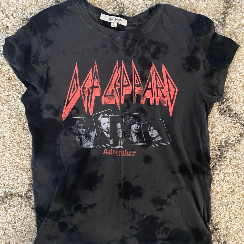 NWOT Womens Def Leppard Tie Dye Tee